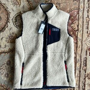 Vineyard Vines Sherpa vest NWT YXL